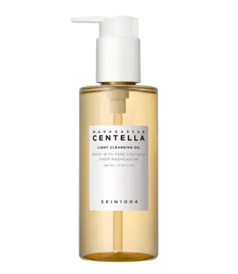 Madagascar Centella Light Cleansing Oil